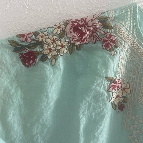 EUC Johnny Was LA Floral Embroidered BOHO Contessa Pintuck Poncho Blouse Size XL - Picture 3 of 15